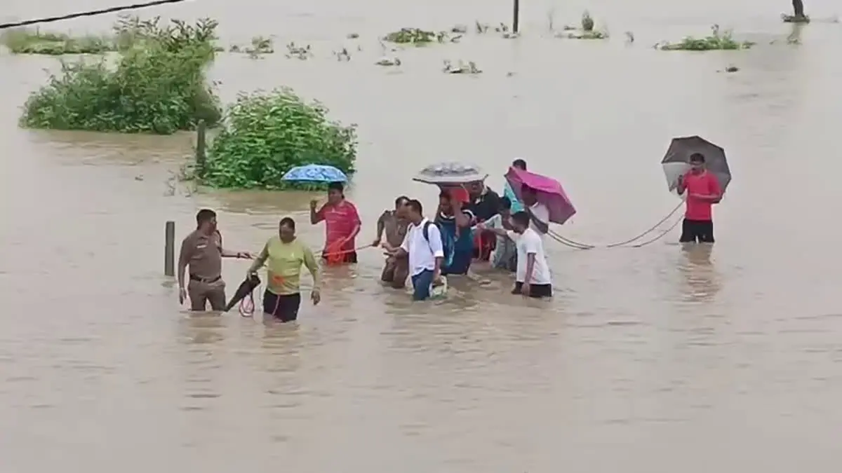 Dehradun District Floods News in Hindi