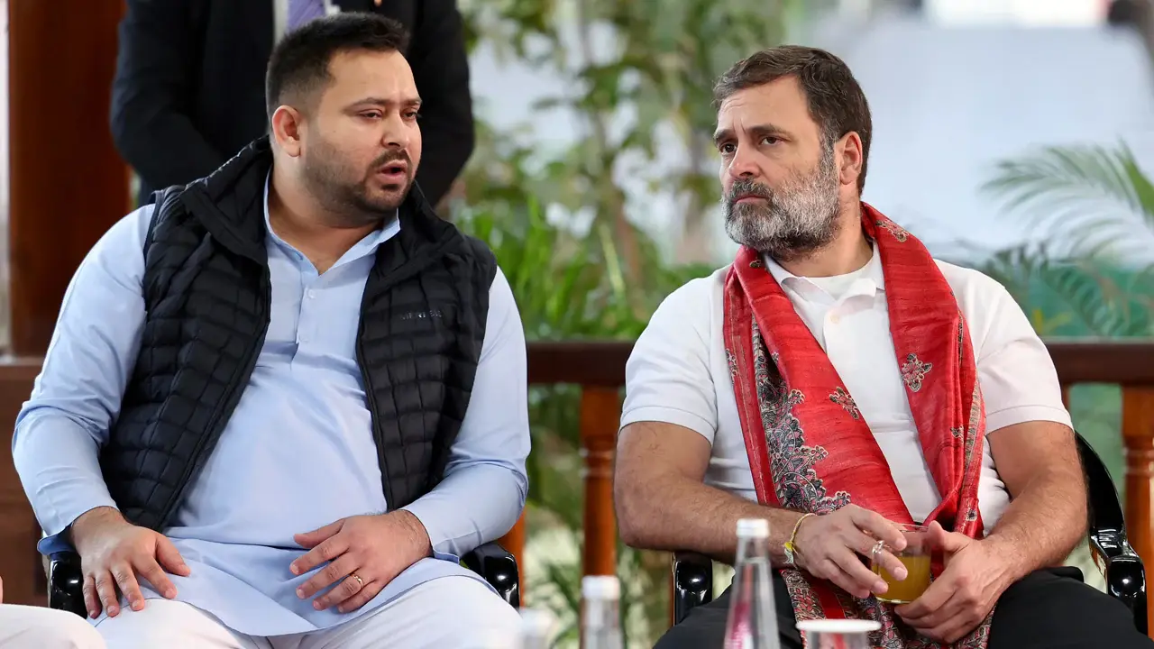 Rahul Gandhi Tejashwi Yadav Rally